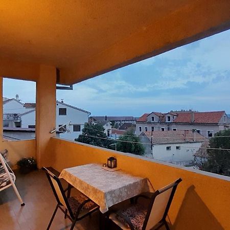 Apartment Gulin Шибеник Екстер'єр фото