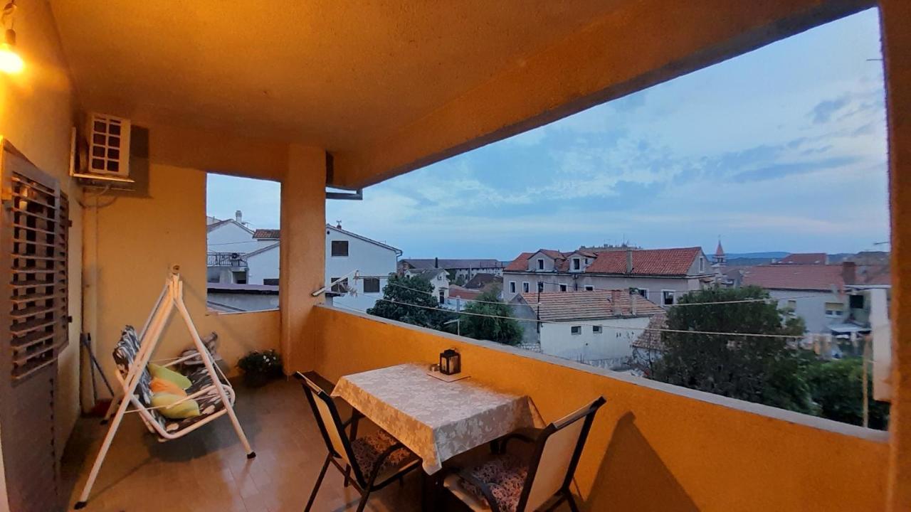 Apartment Gulin Шибеник Екстер'єр фото