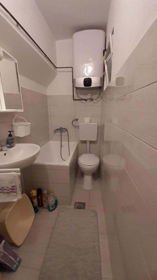 Apartment Gulin Шибеник Екстер'єр фото