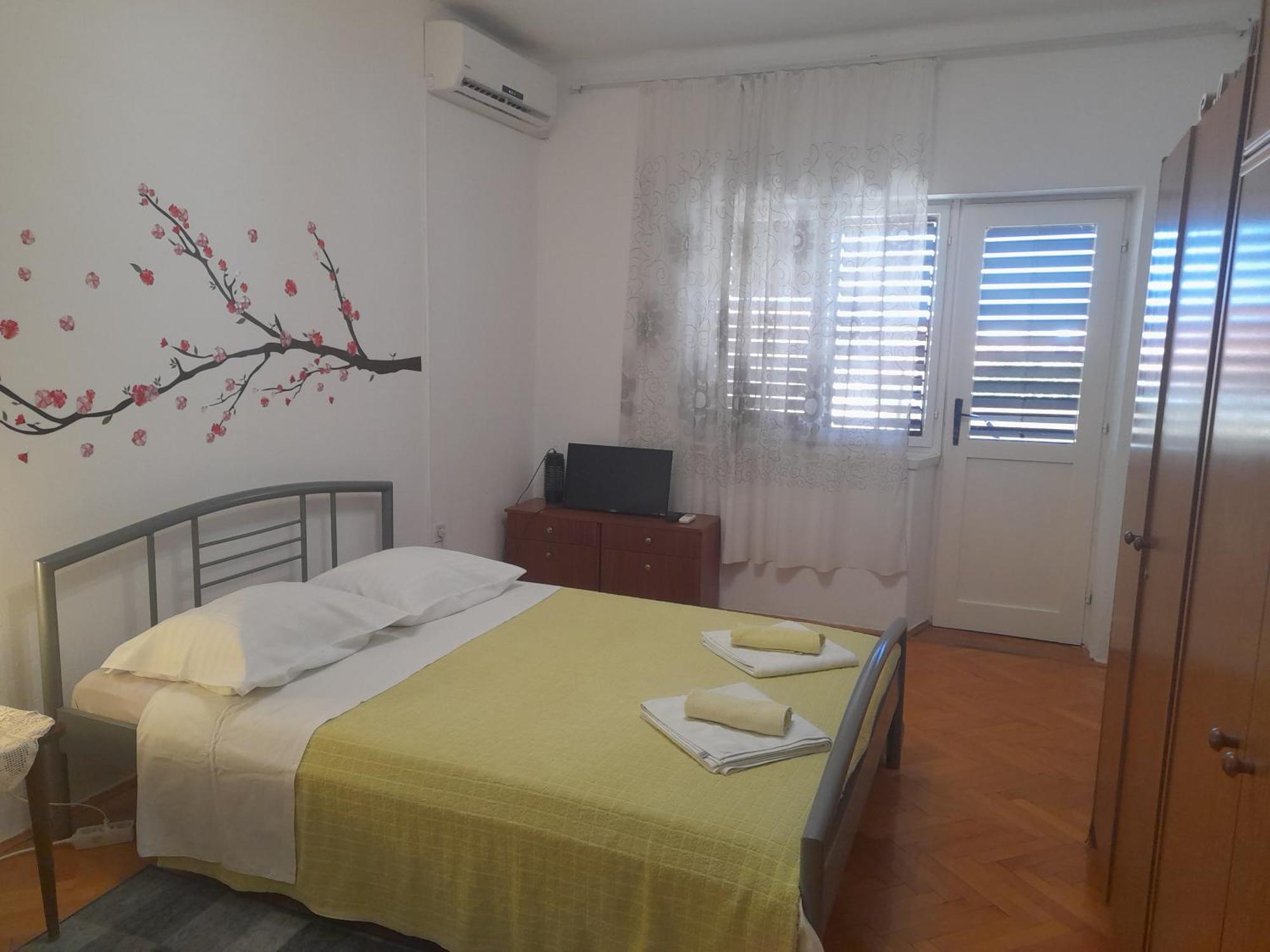 Apartment Gulin Шибеник Екстер'єр фото